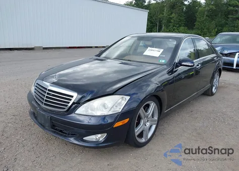 2008 Mercedes-Benz S 550 4Matic z USA, uszkodzony, nr VIN WDDNG86XX8A187408